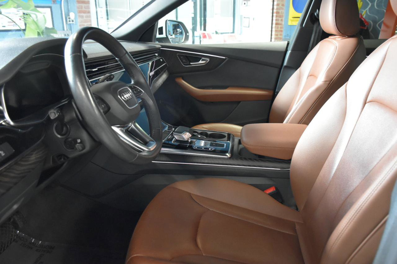 Used 2021 Audi Q8 Premium Plus AWD/4WD image 31