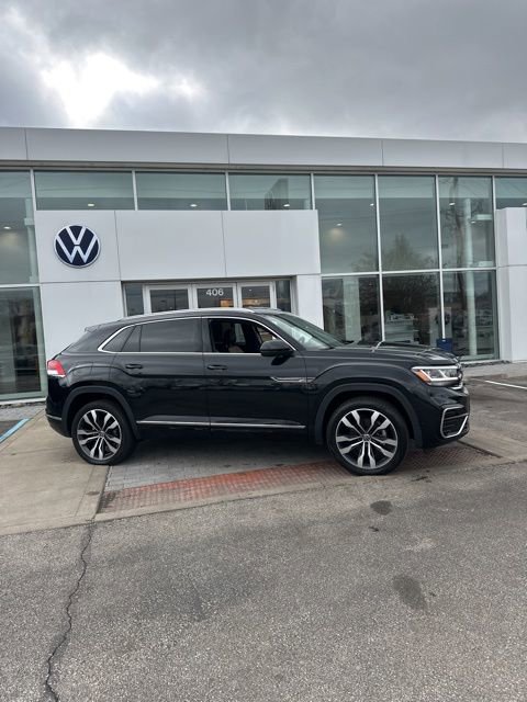 Used 2023 Volkswagen Atlas Cross Sport SEL Premium R-Line image 3