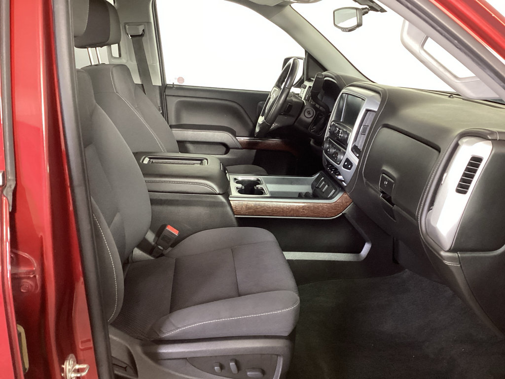 Used 2018 GMC Sierra 1500 SLE w/ Suspension Package, Off-Road AWD/4WD image 9