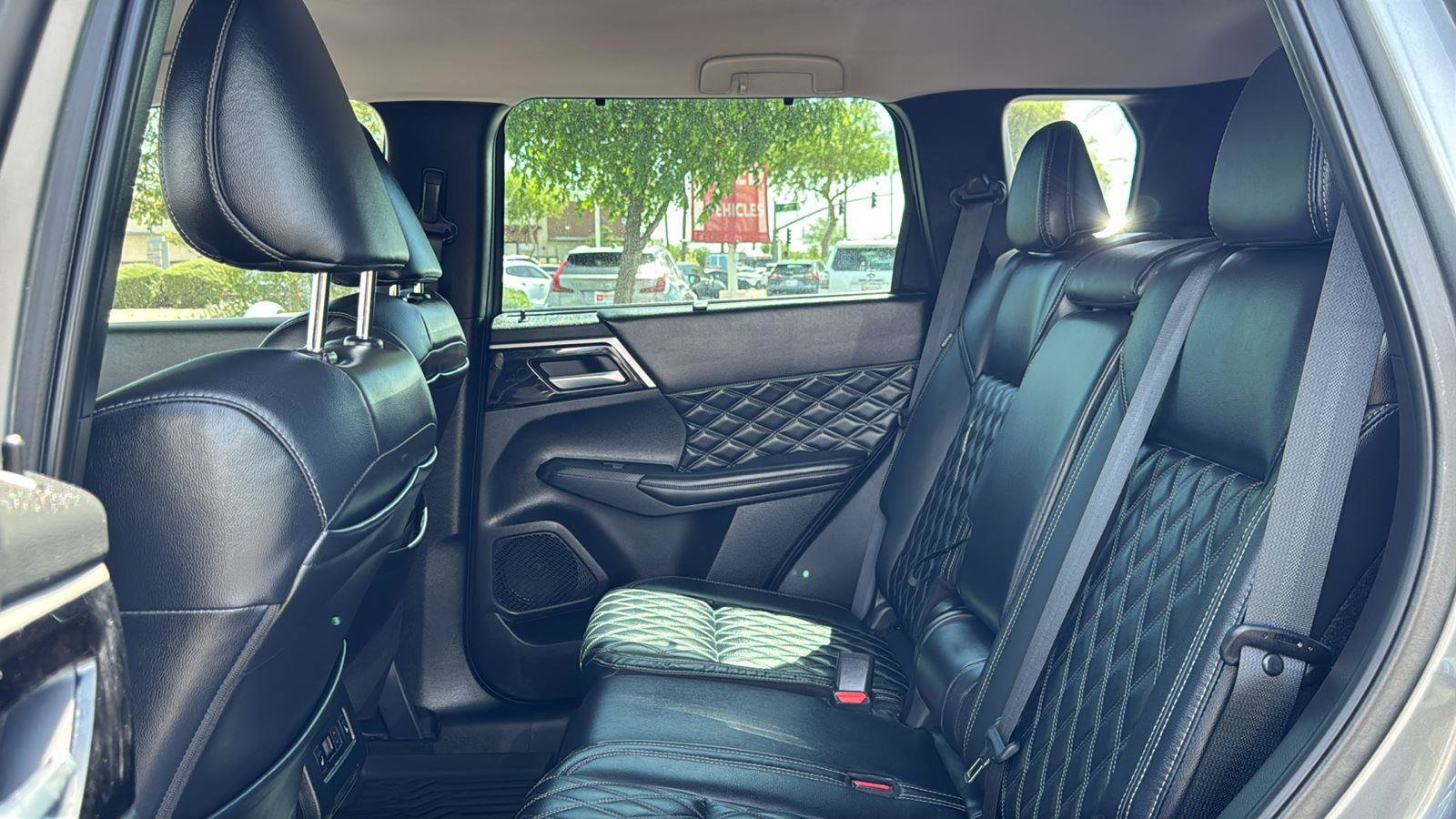 Used 2023 Mitsubishi Outlander SEL image 27