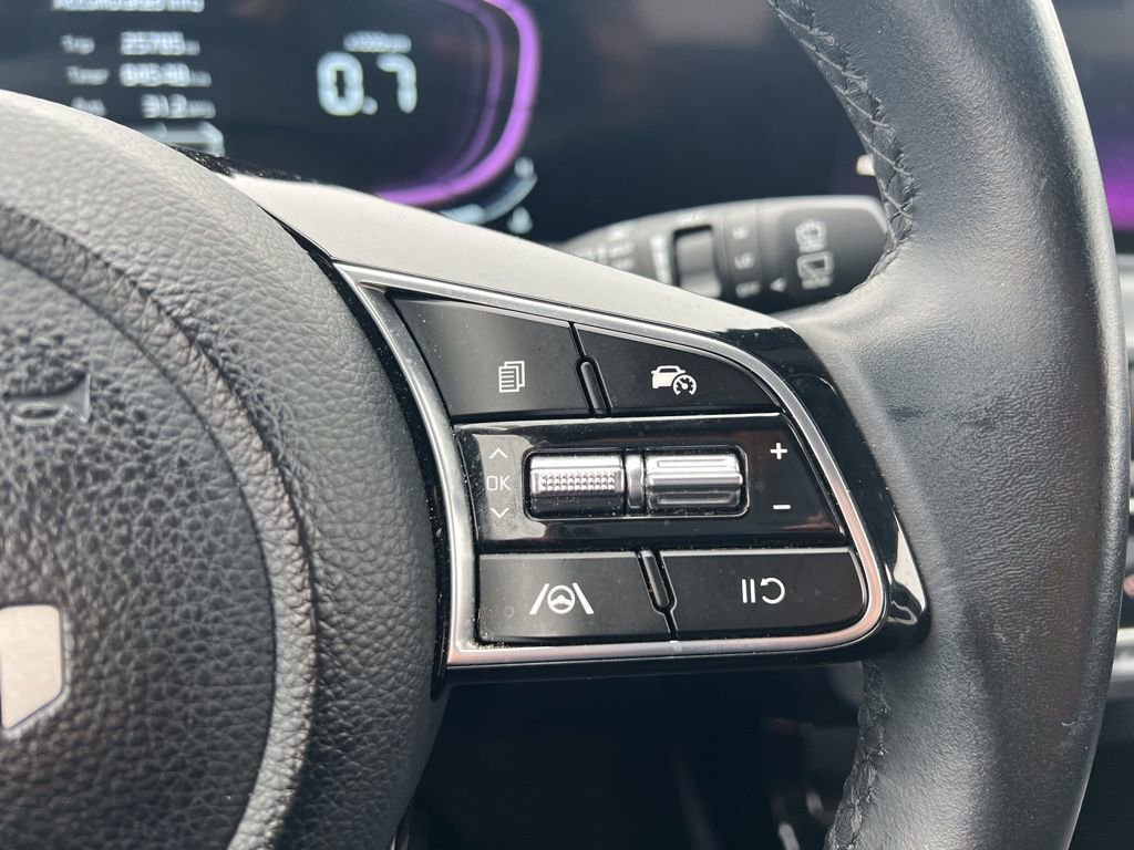 Used 2025 Kia Seltos S image 16