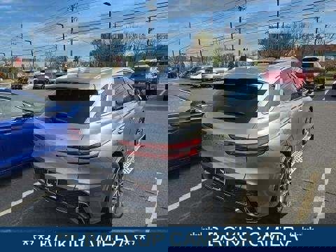 Used 2024 Genesis GV70 2.5T w/ Select Package image 4