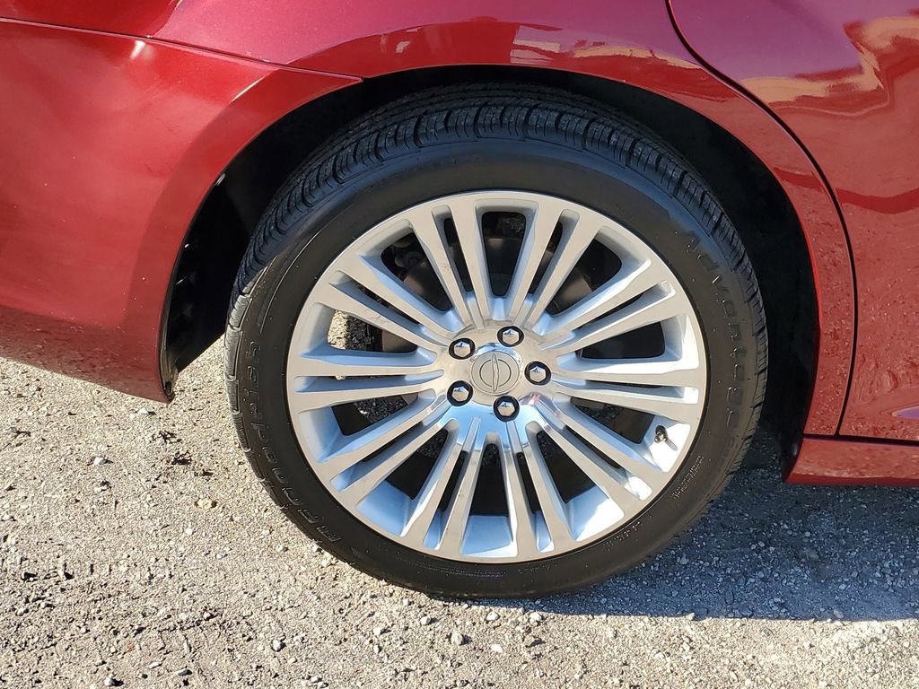 Used 2014 Chrysler 300 C image 5