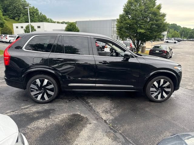 Used 2025 Volvo XC90 T8 Ultra w/ Protection Package Premier AWD/4WD image 7