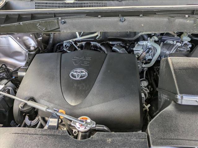 Used 2019 Toyota Highlander XLE image 26