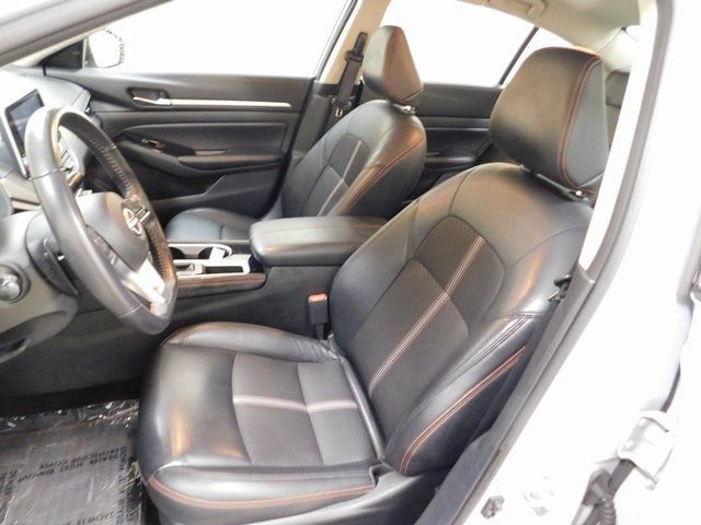 Used 2024 Nissan Altima 2.5 SR image 9