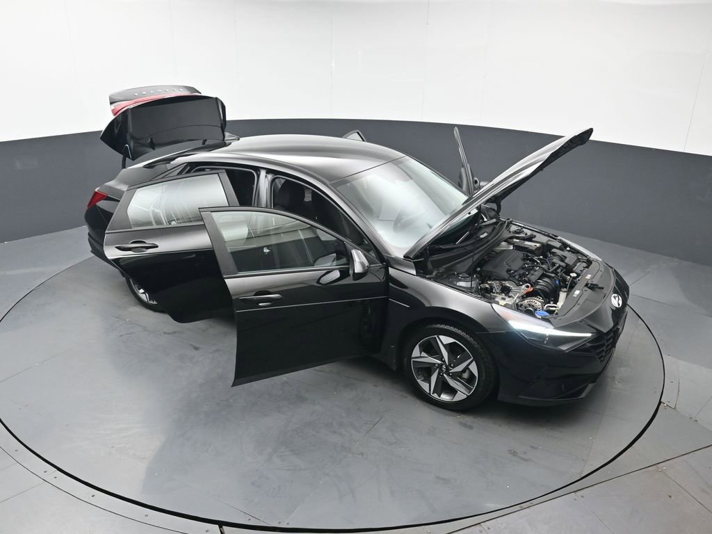 Used 2023 Hyundai Elantra SEL w/ Convenience Package FWD image 47