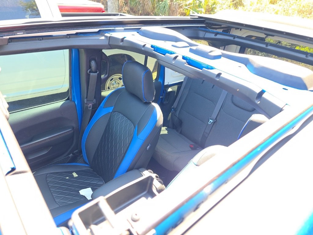 Certified 2024 Jeep Wrangler Sahara image 9