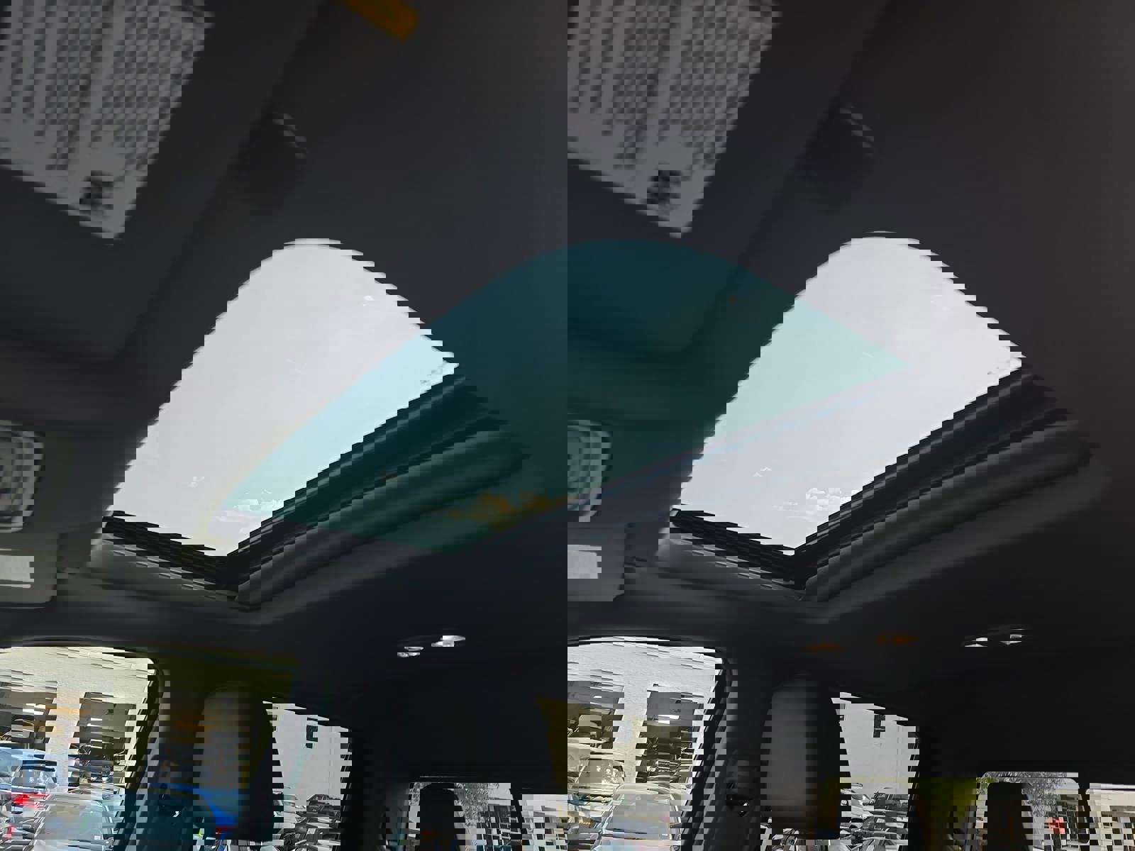 Used 2026 GMC Sierra 1500 SLT w/ SLT Premium Plus Package AWD/4WD image 32