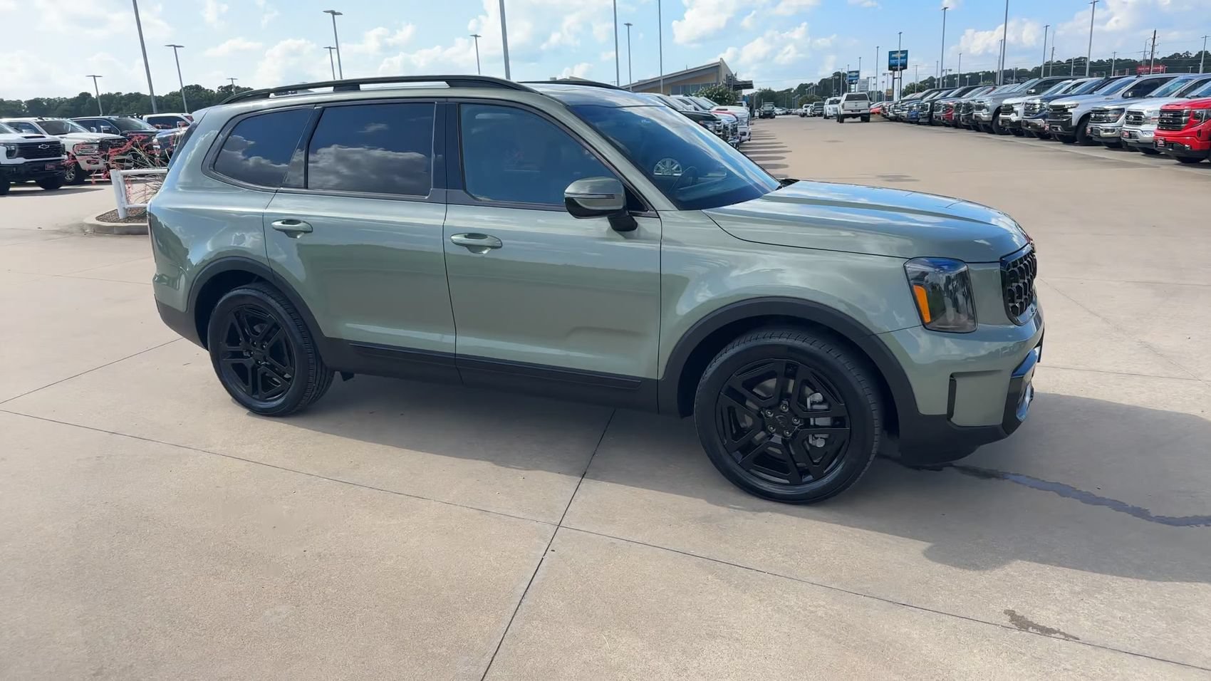 Used 2025 Kia Telluride SX Prestige X-Line AWD/4WD image 3