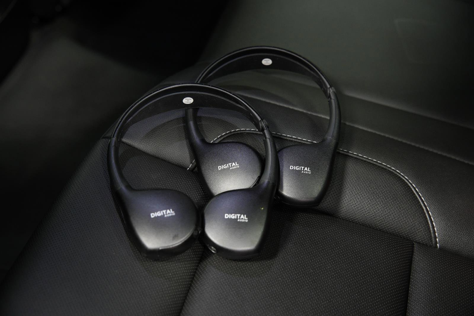 Used 2017 Chevrolet Silverado 1500 LTZ w/ Sport Package image 21