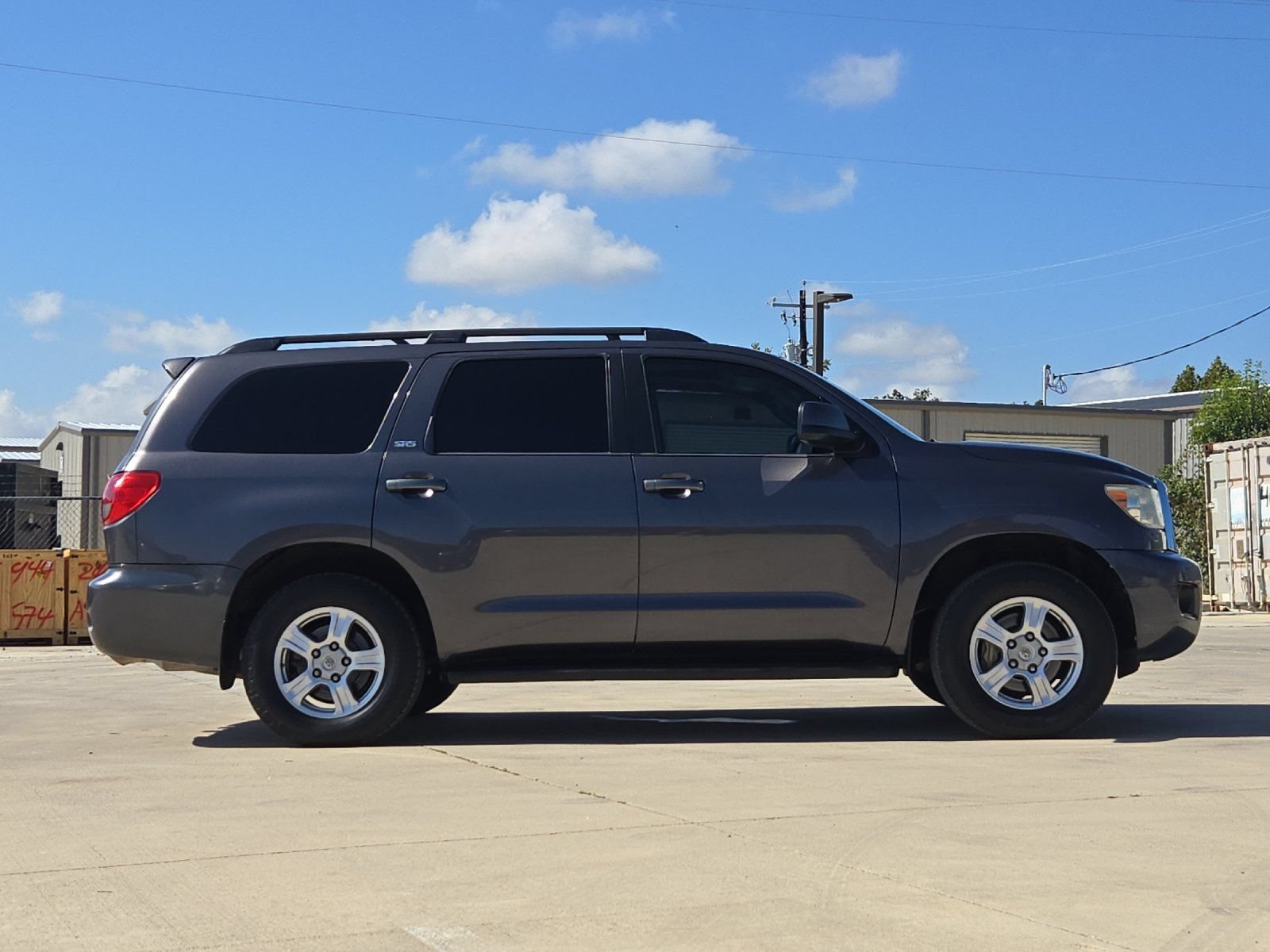 Used 2015 Toyota Sequoia SR5 RWD image 6