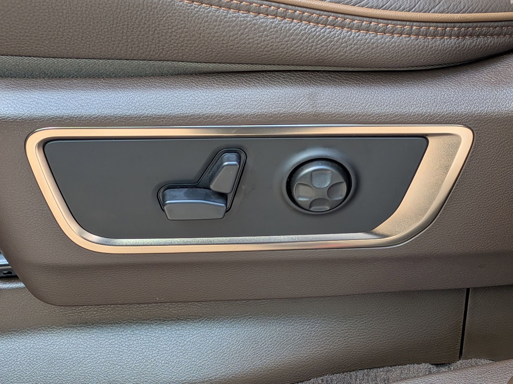 New 2026 RAM 1500 Limited image 25