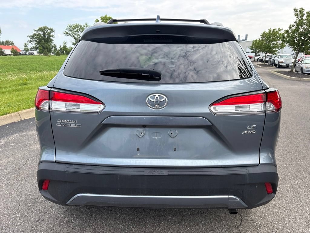 Used 2022 Toyota Corolla Cross LE AWD/4WD image 7