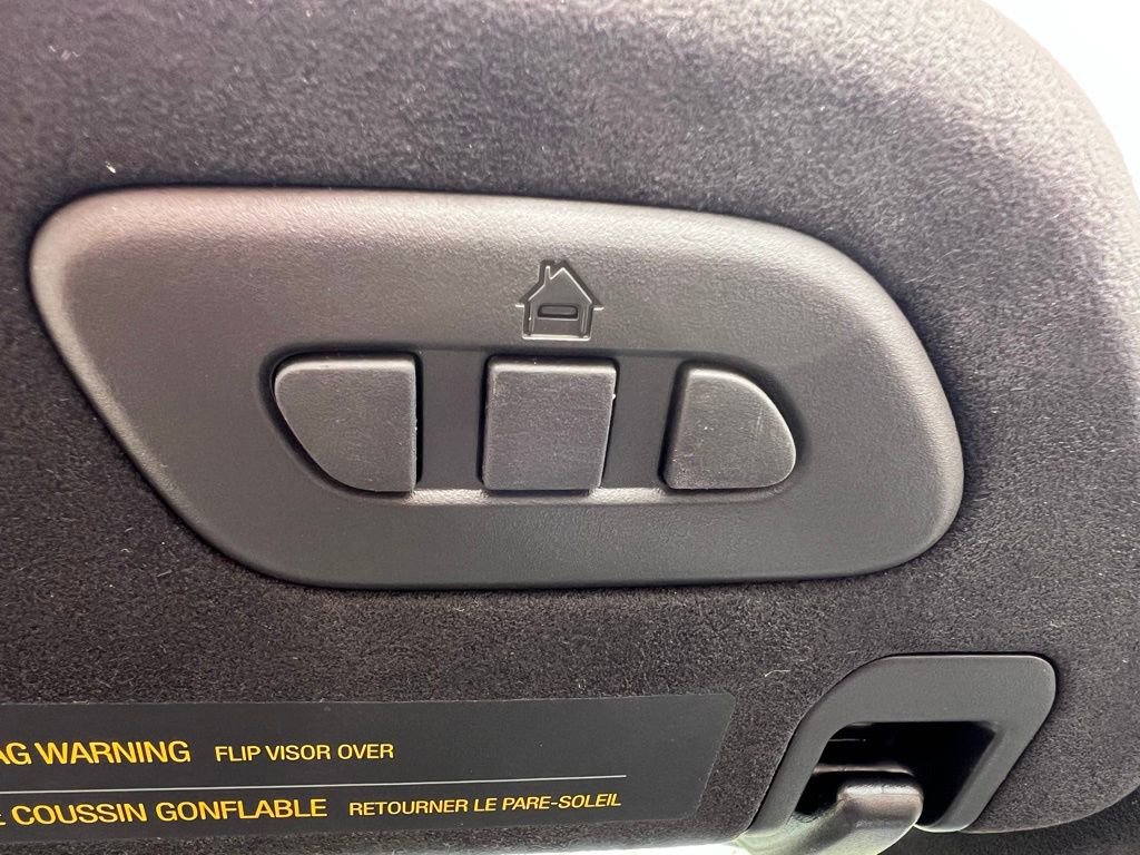 Used 2023 Chevrolet Corvette Stingray Premium Conv w/ Z51 Performance Package image 50