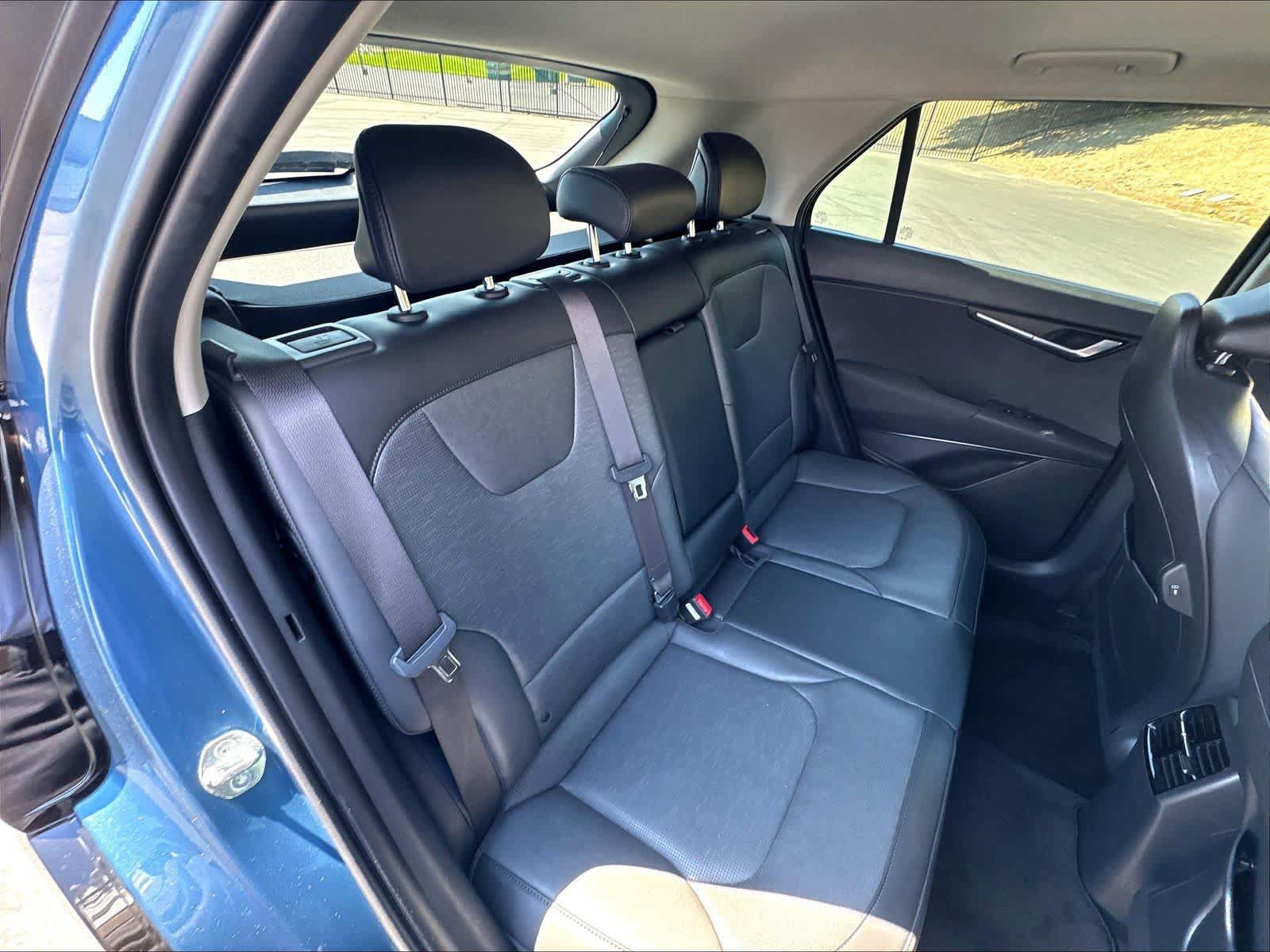 Used 2024 Kia Niro SX Touring FWD image 30