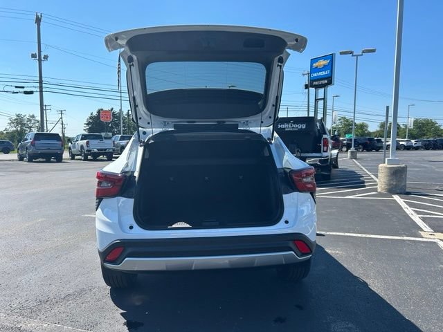 New 2026 Chevrolet Trax LT w/ Driver Confidence Package FWD image 6