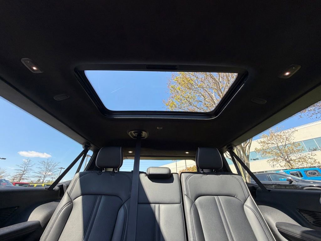 Certified 2024 Jeep Grand Wagoneer L Series II w/ Quick Order Packagew 28T image 41