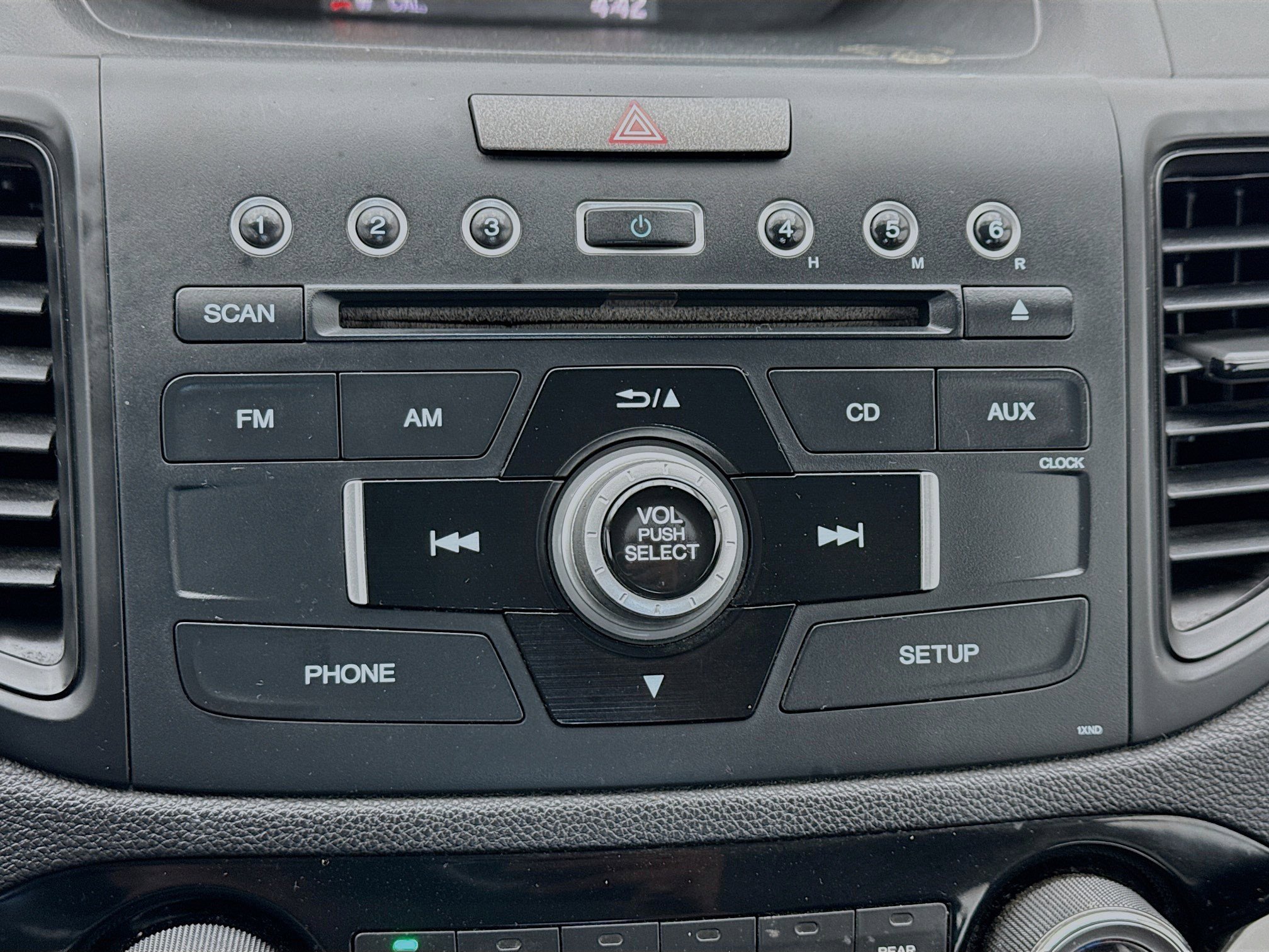 Used 2016 Honda CR-V LX image 11