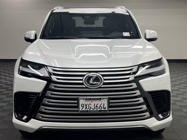 Certified 2026 Lexus LX 600 4WD w/ Accessory Package (Z1) image 3