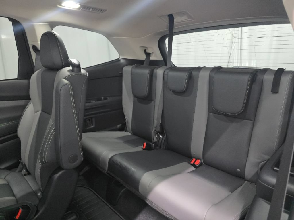 Used 2024 Subaru Ascent Onyx Edition w/ Popular Package Onyx AWD/4WD image 10