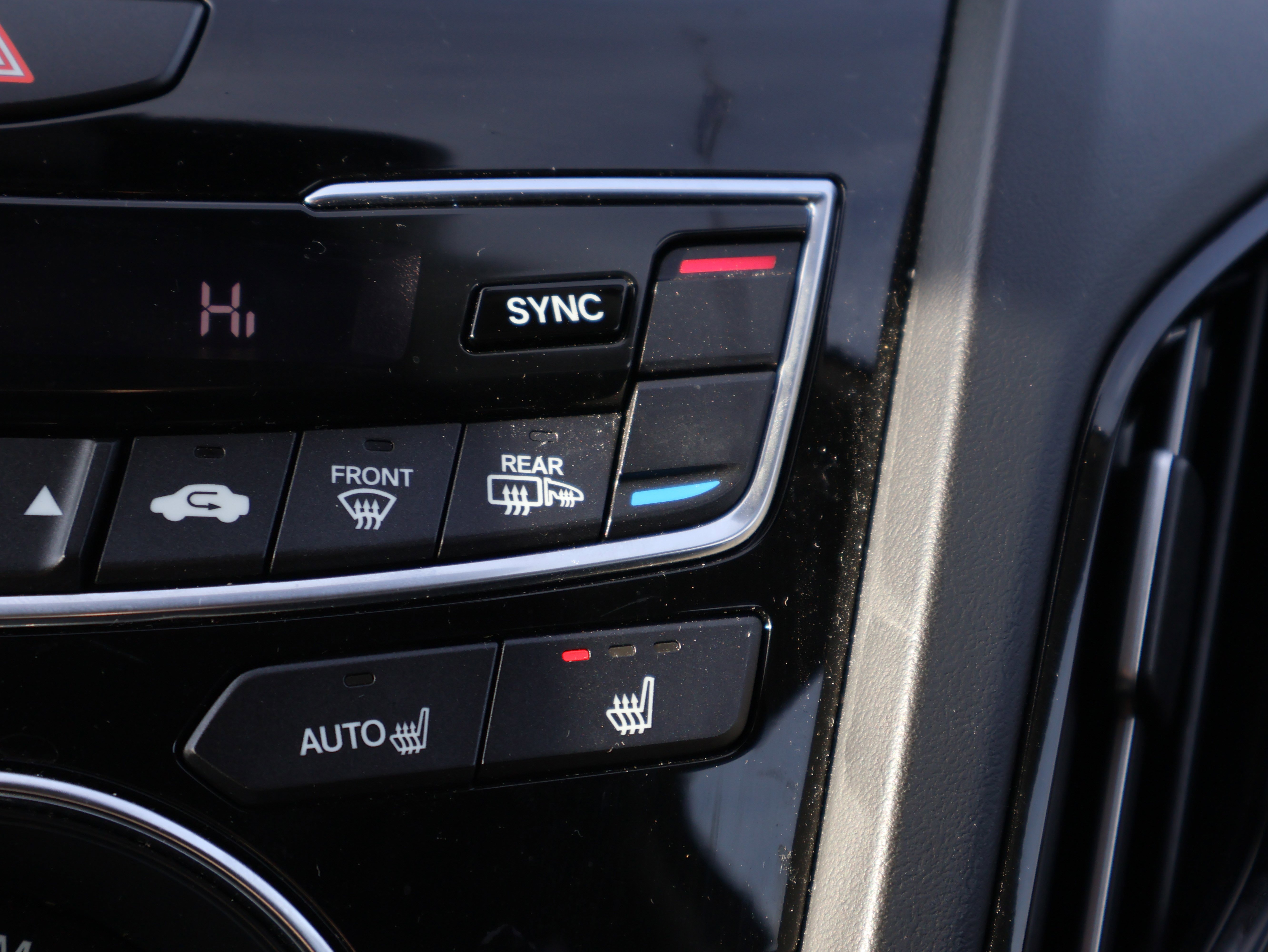 Used 2022 Acura RDX AWD w/ Technology Package image 28