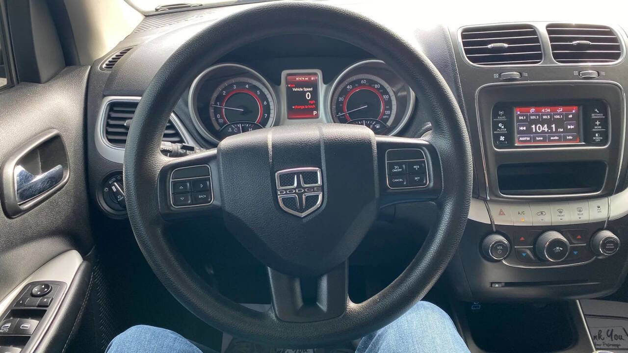 Used 2019 Dodge Journey SE w/ Blacktop Package image 7