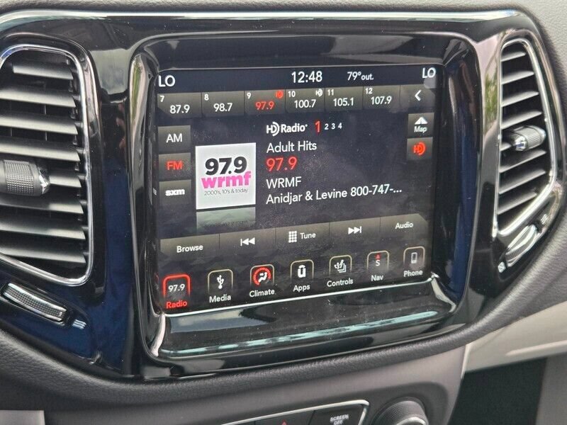 Used 2018 Jeep Compass Limited w/ Navigation Group FWD image 20