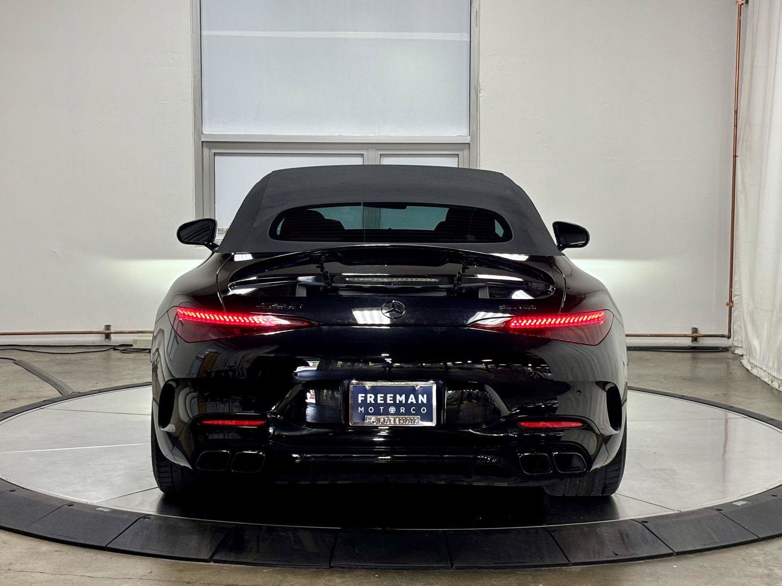 Used 2022 Mercedes-Benz SL 63 AMG 4MATIC image 14