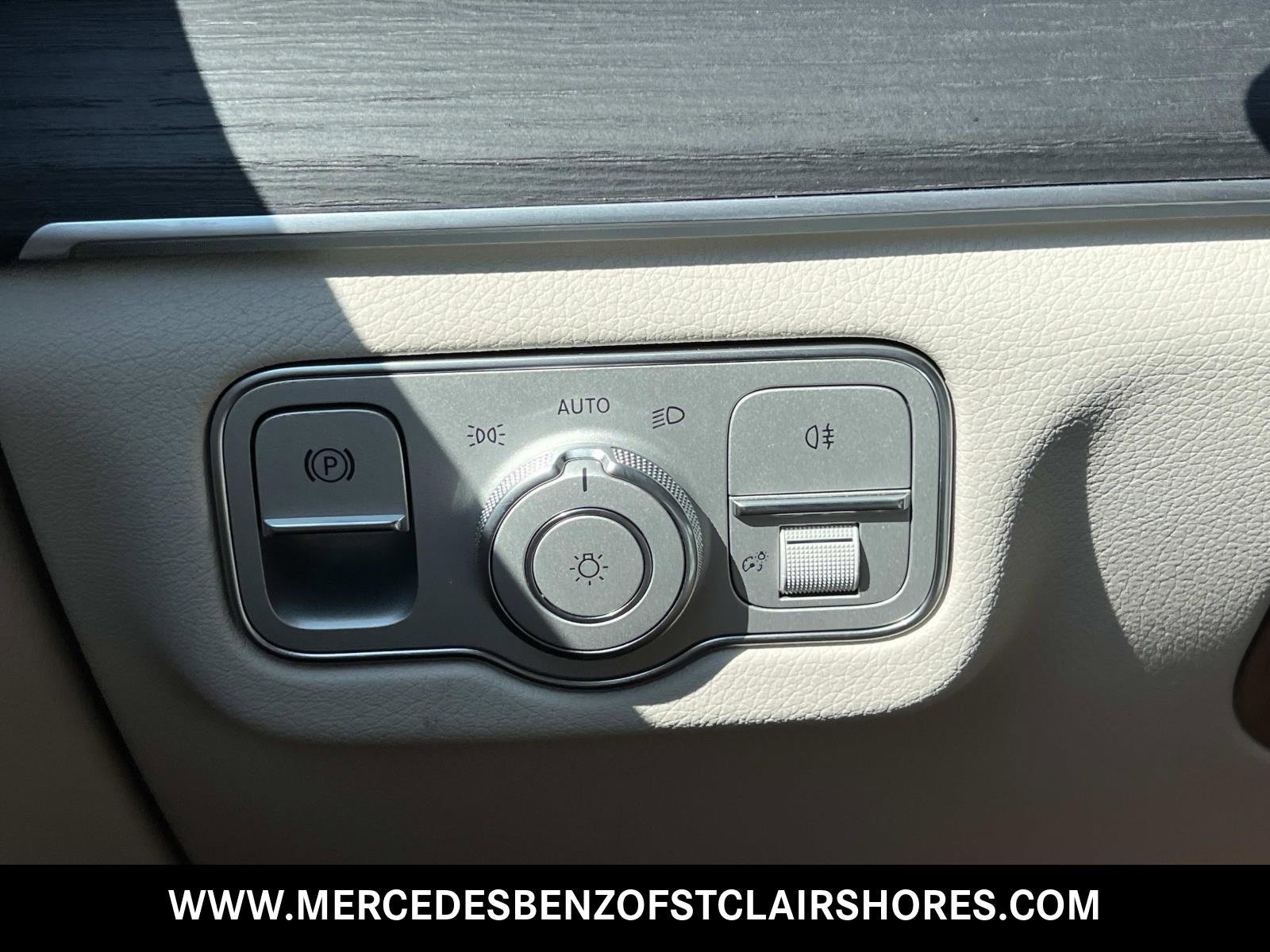 New 2026 Mercedes-Benz GLS 450 4MATIC image 35