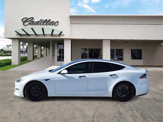 Used 2022 Tesla Model S Plaid image 2