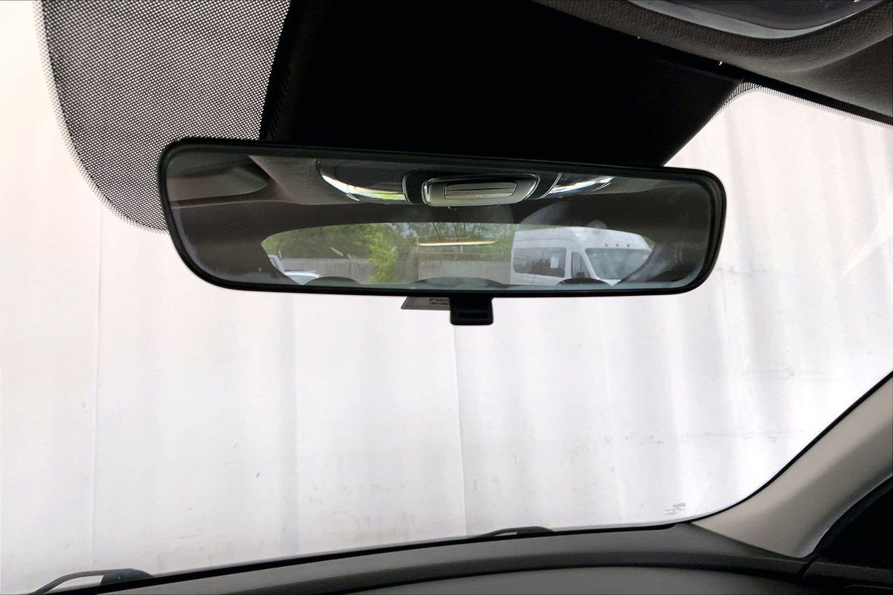 Used 2021 Hyundai Elantra SEL image 17