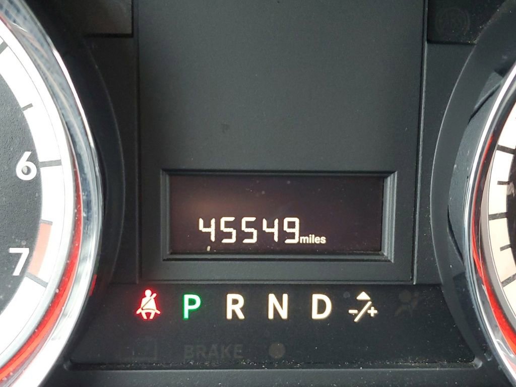 Used 2018 Dodge Grand Caravan SE w/ UConnect Hands-Free Group image 14