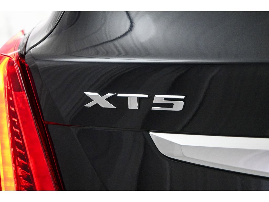 Certified 2021 Cadillac XT5 Premium Luxury image 60