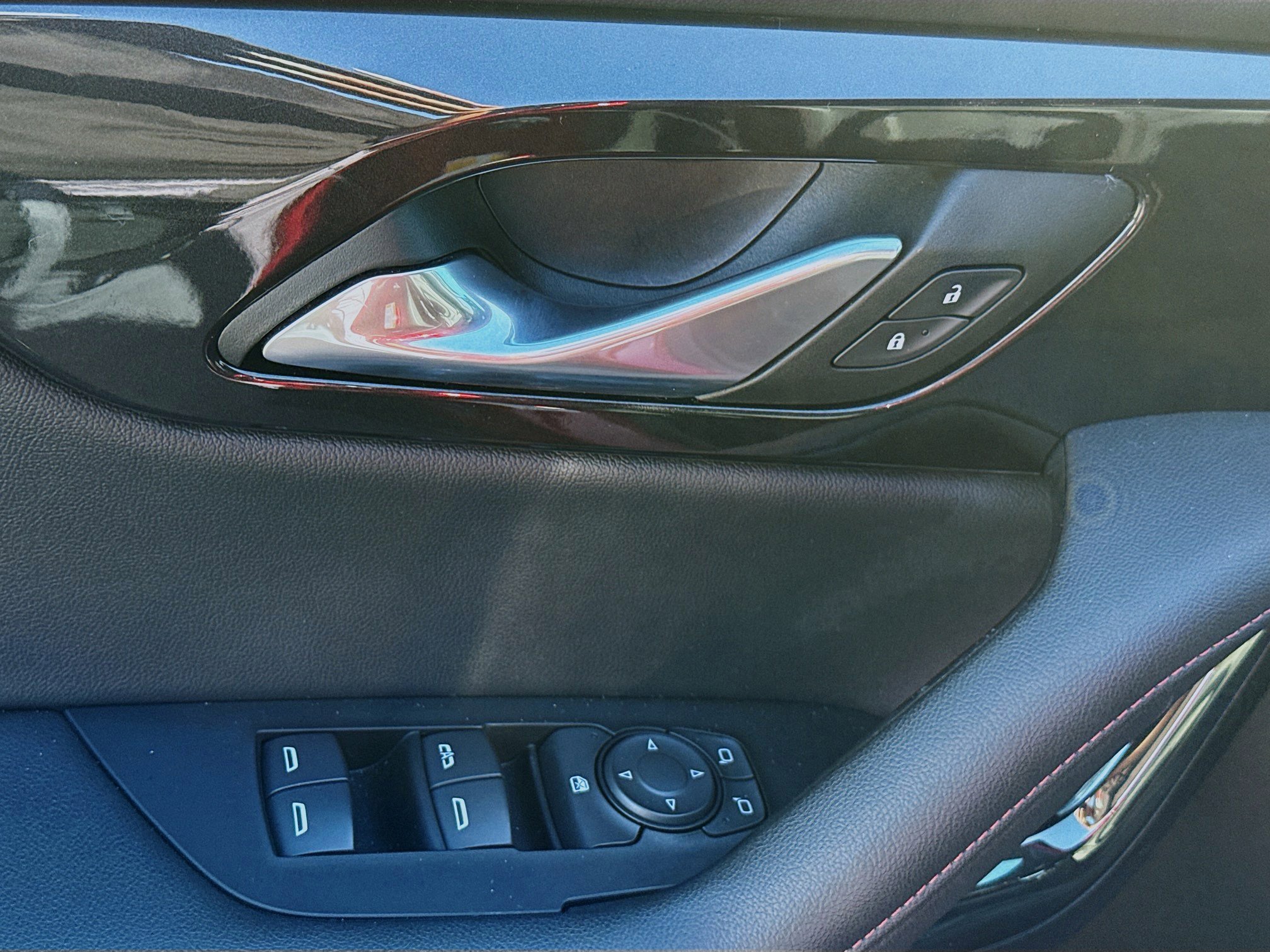 Used 2023 Chevrolet Blazer RS w/ Driver Confidence II Package image 23