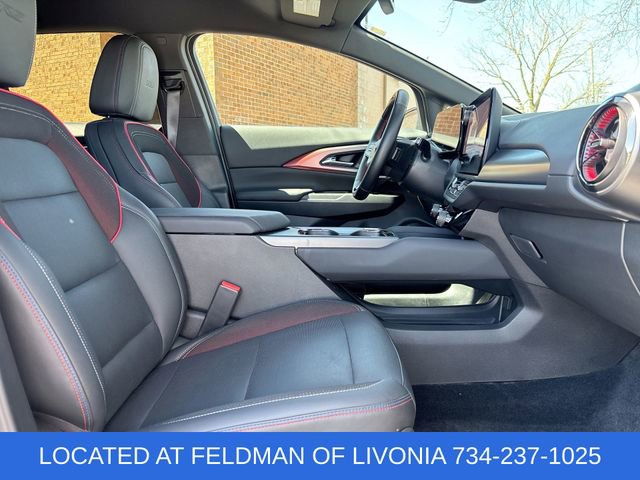 Certified 2024 Chevrolet Equinox EV RS FWD image 26