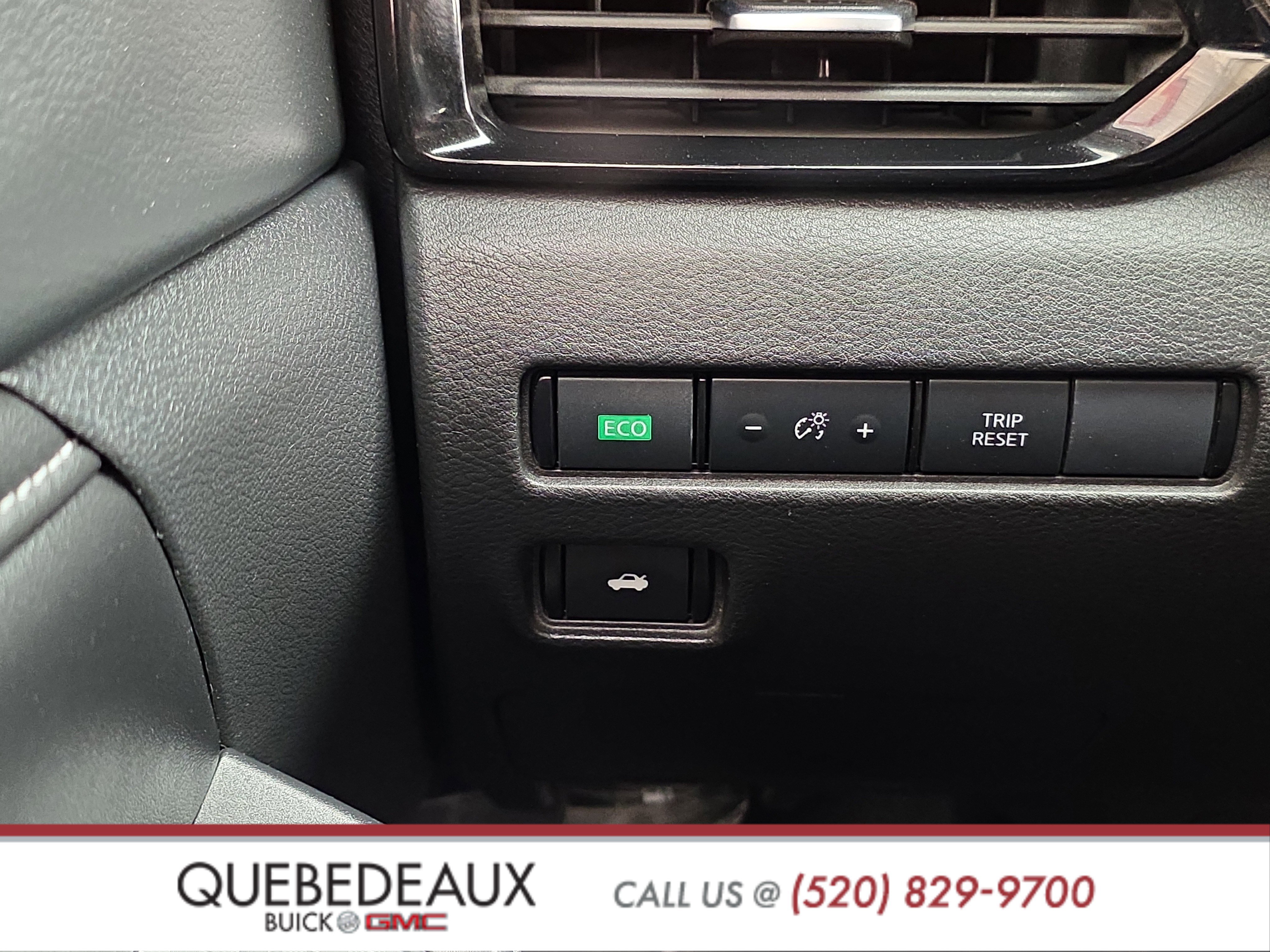 Used 2024 Nissan Sentra SV w/ All-Weather Package image 25