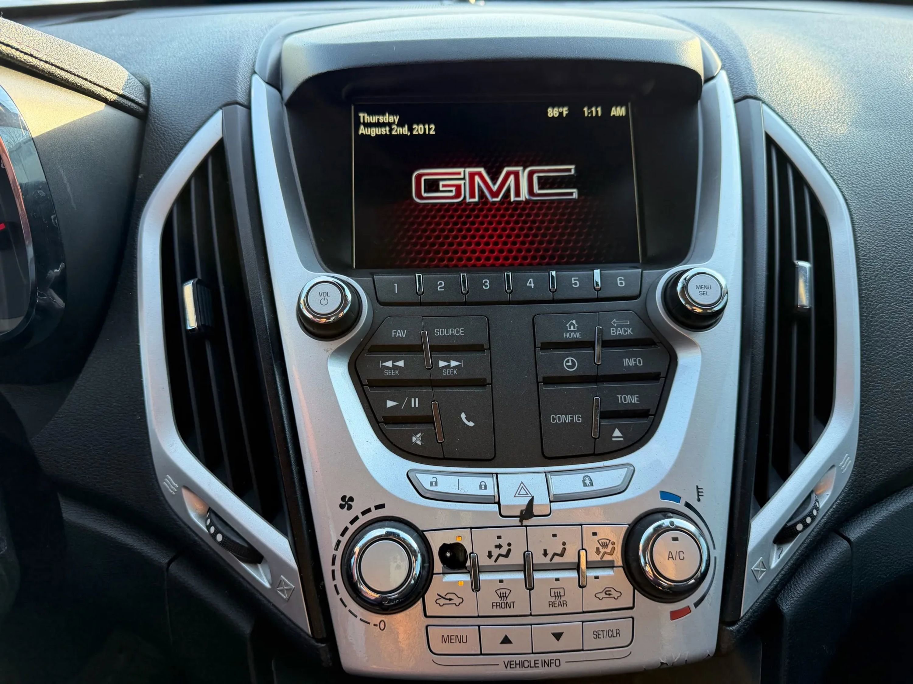 Used 2013 GMC Terrain SLE image 23
