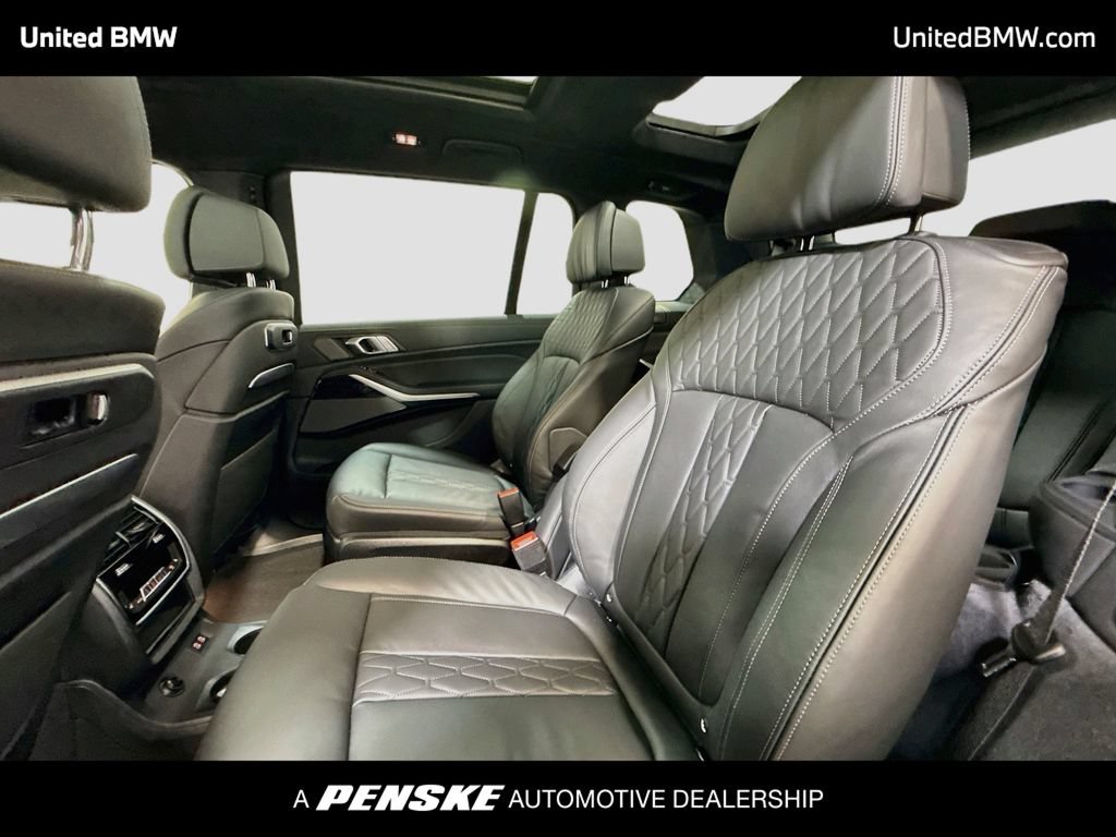 New 2027 BMW X7 xDrive40i w/ Executive Package AWD/4WD image 13