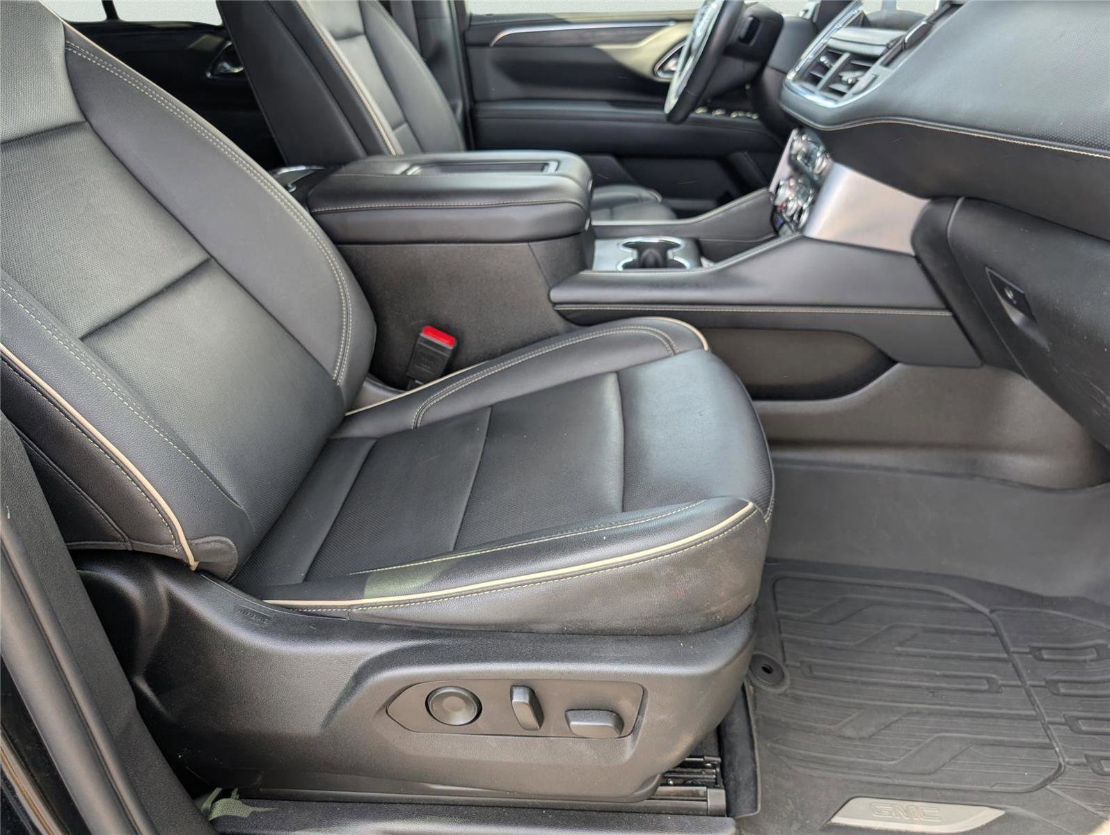 Used 2023 GMC Yukon SLT RWD image 35