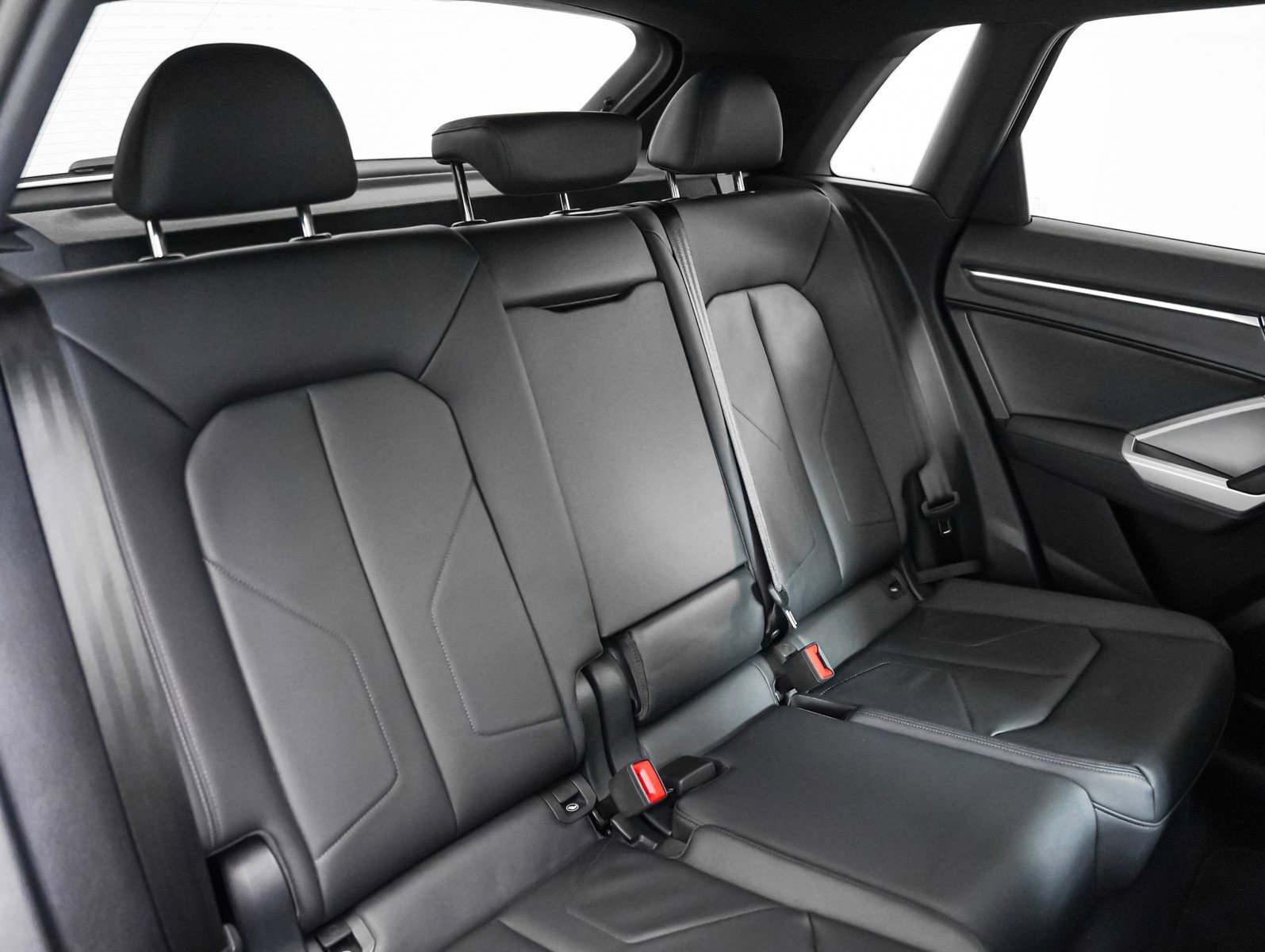 Certified 2023 Audi Q3 2.0T Premium Plus w/ Premium Plus Package image 11