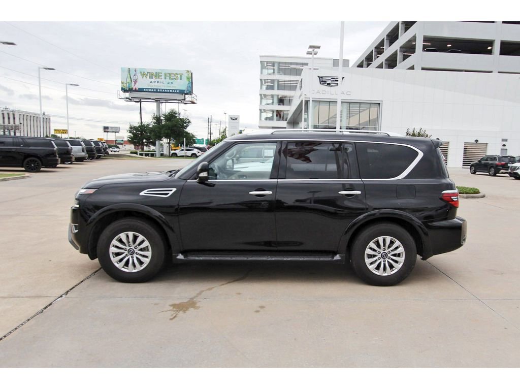 Used 2024 Nissan Armada SV image 3