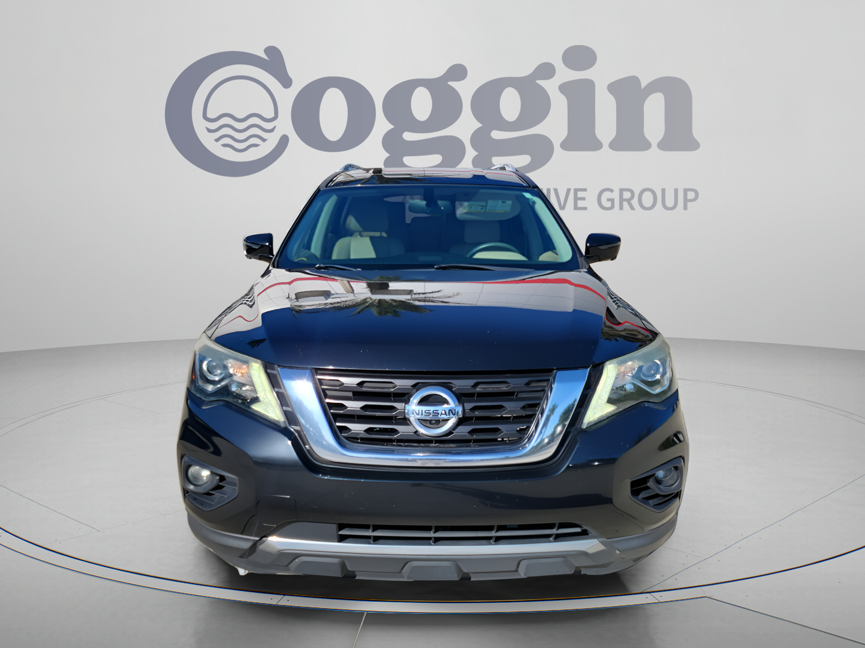 Used 2018 Nissan Pathfinder SL FWD image 5