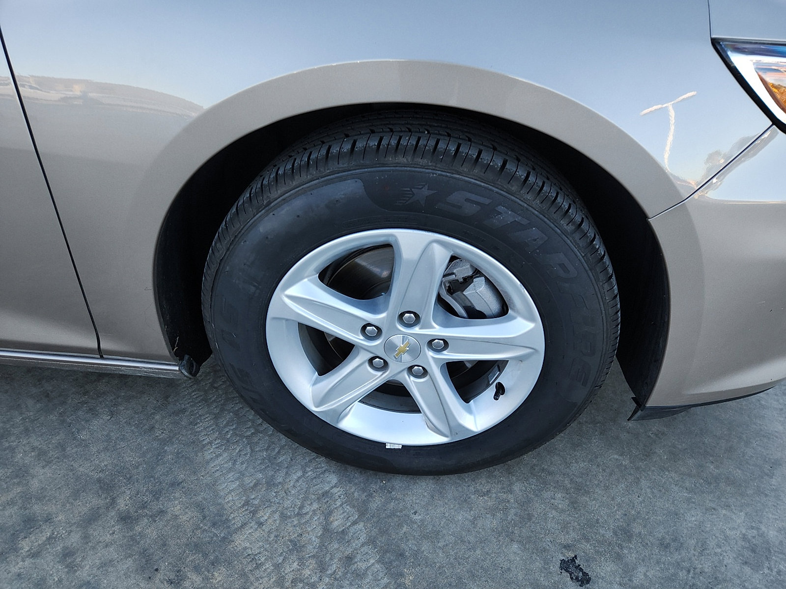 Used 2024 Chevrolet Malibu LT image 9