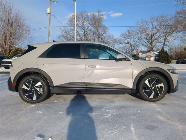 New 2026 Hyundai Ioniq 5 SEL image 3