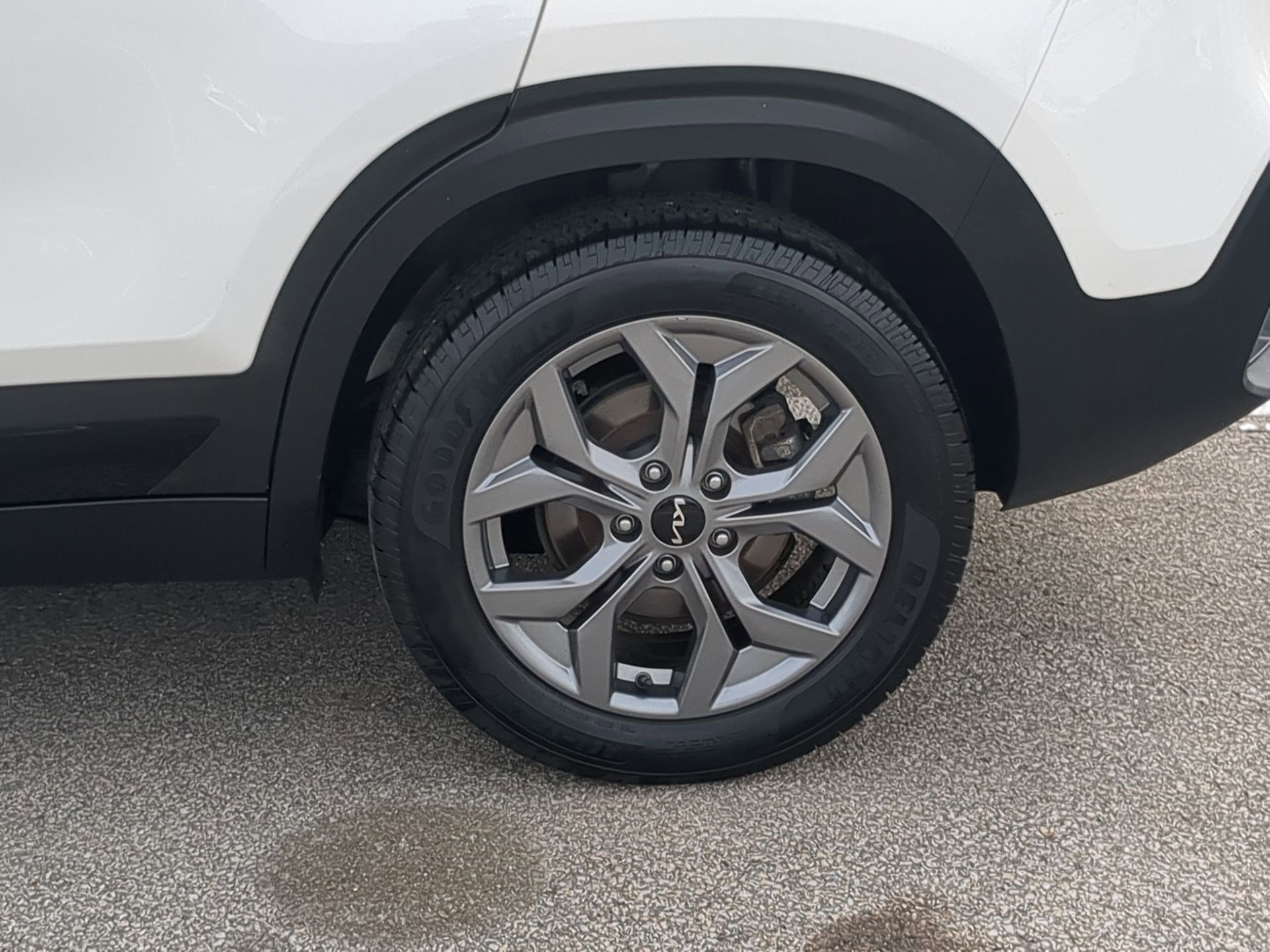 Certified 2024 Kia Seltos S AWD/4WD image 10