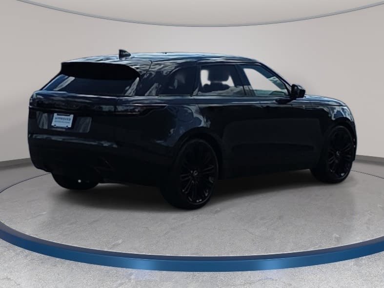 Used 2026 Land Rover Range Rover Velar Dynamic SE AWD/4WD image 5