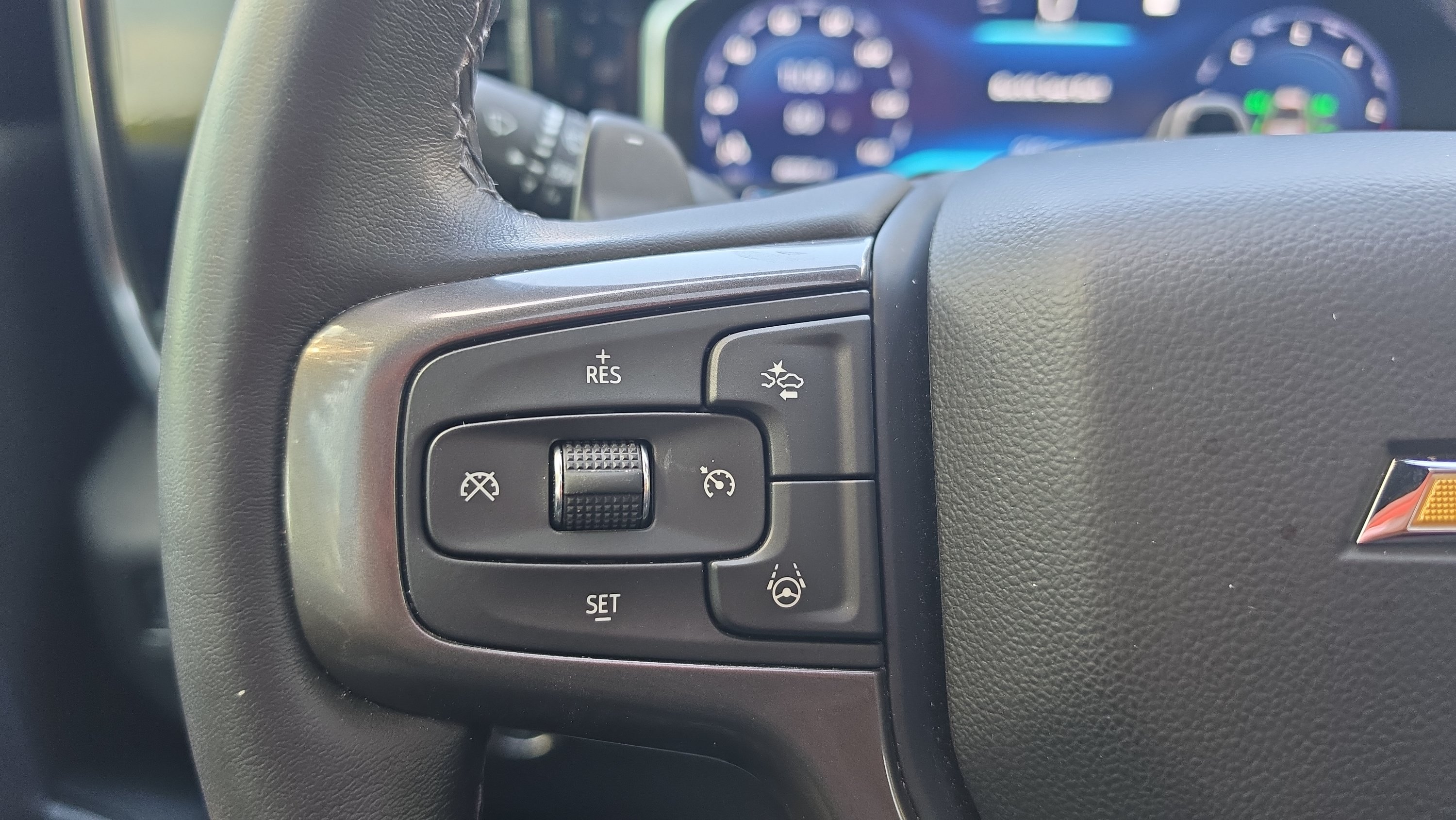 Used 2024 Chevrolet Silverado 1500 High Country AWD/4WD image 13