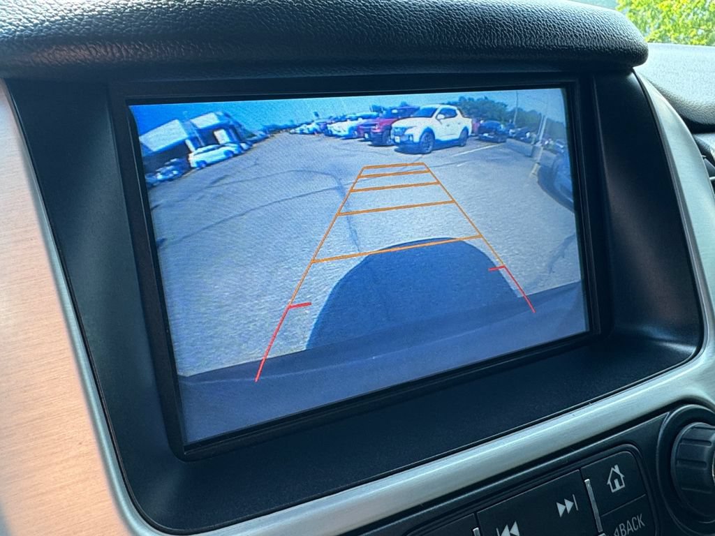 Used 2017 GMC Yukon SLT AWD/4WD image 36