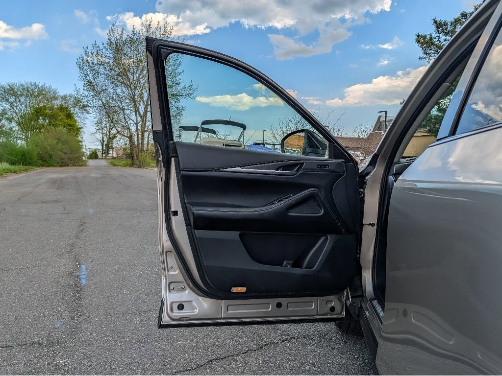 Used 2023 INFINITI QX60 Luxe AWD/4WD image 10